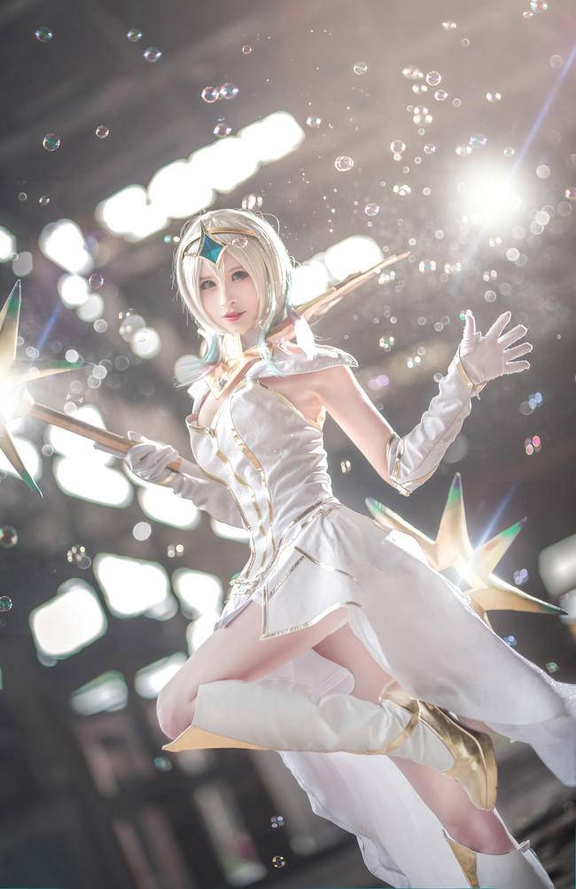 Cosplay福利/光辉女郎拉克丝cosplay cn：田璐璐