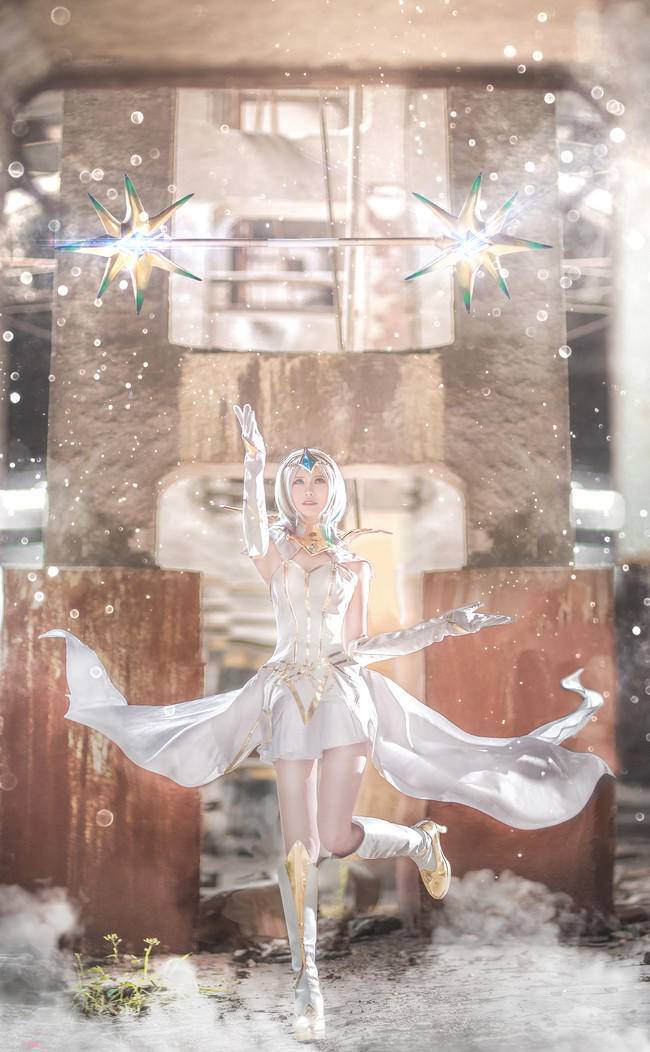 Cosplay福利/光辉女郎拉克丝cosplay cn：田璐璐