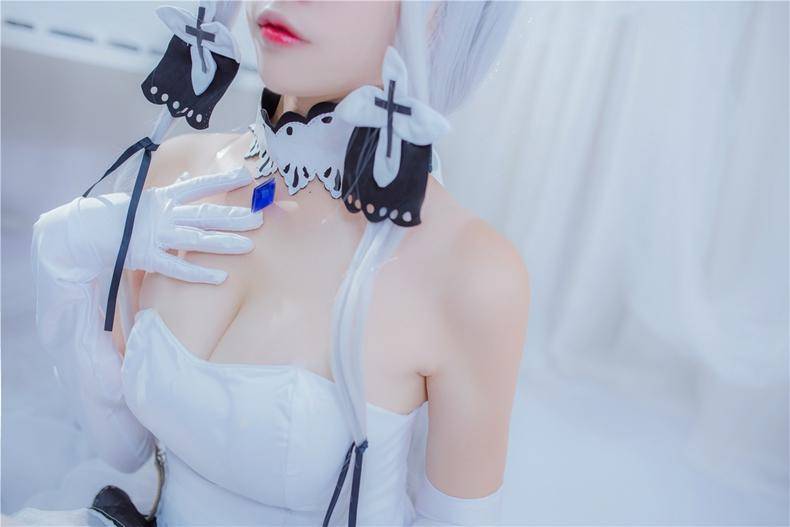 Cosplay福利/碧蓝航线COS 光辉 绝对领域美少女