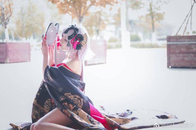 Cosplay福利/黑贞德 御姐的性感肩 cn：rioko凉凉子