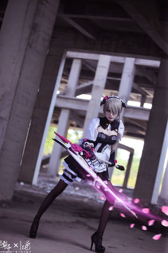 Cosplay福利/崩坏3 丽塔洛丝薇瑟 Cn：一米八的大梨子