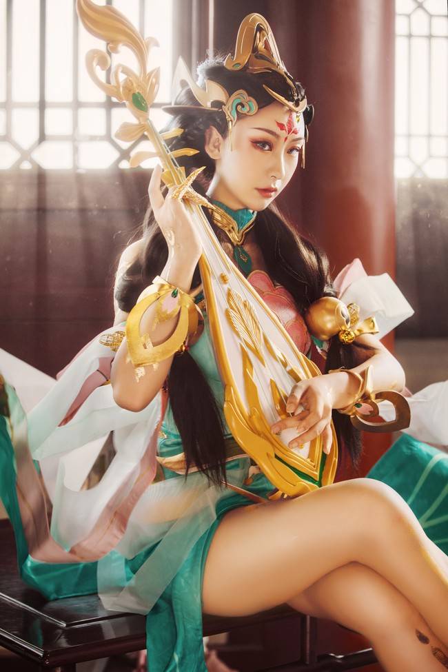 Cosplay福利/杨玉环cosplay Cn：暮如雪