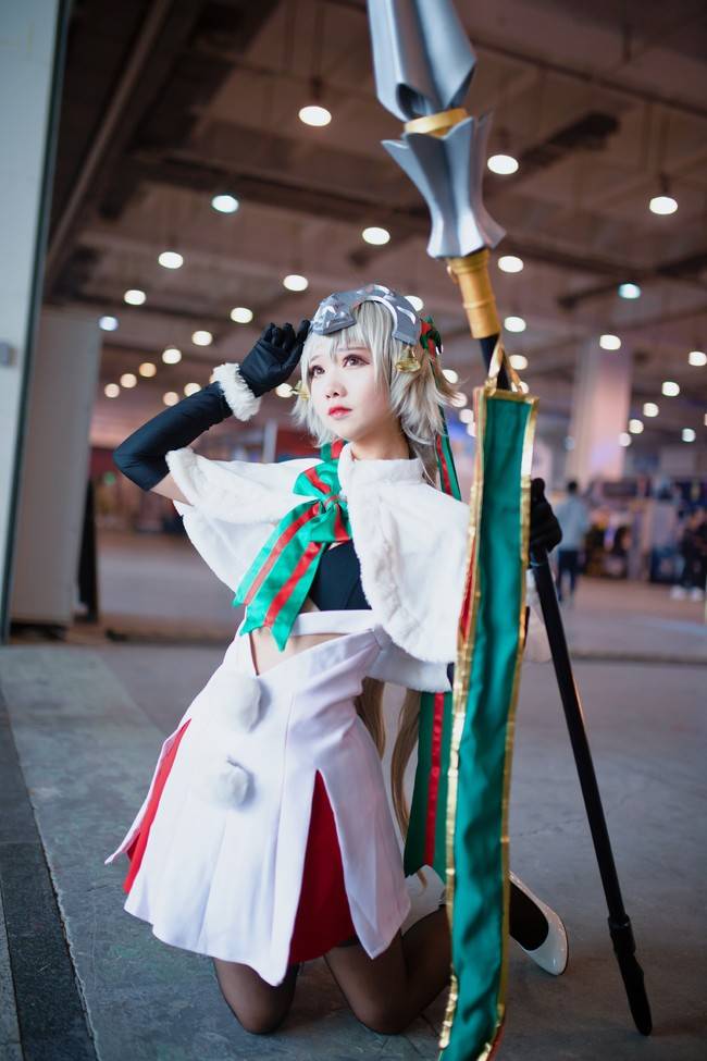 Cosplay福利/这是一只想长大的贞德 Cn：羽天Shine