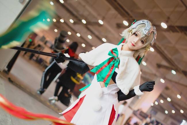 Cosplay福利/这是一只想长大的贞德 Cn：羽天Shine