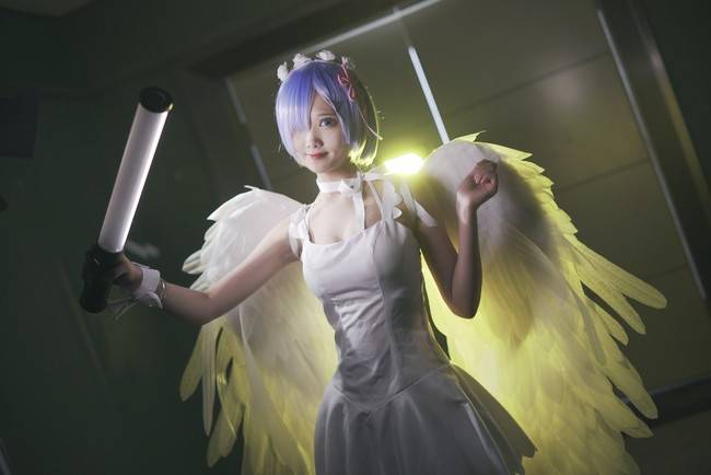 Cosplay福利/蕾姆 Cn：羽天Shine 摄影：哈士奇