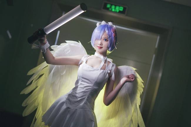 Cosplay福利/蕾姆 Cn：羽天Shine 摄影：哈士奇