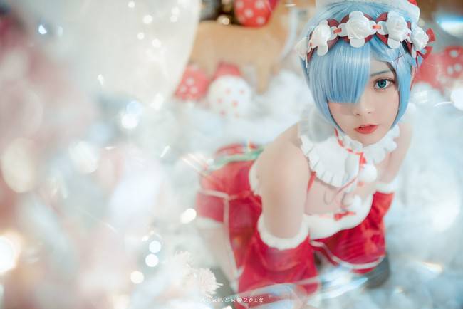 Cosplay福利/蕾姆 圣诞装cosplay Cn：板烧图图堡