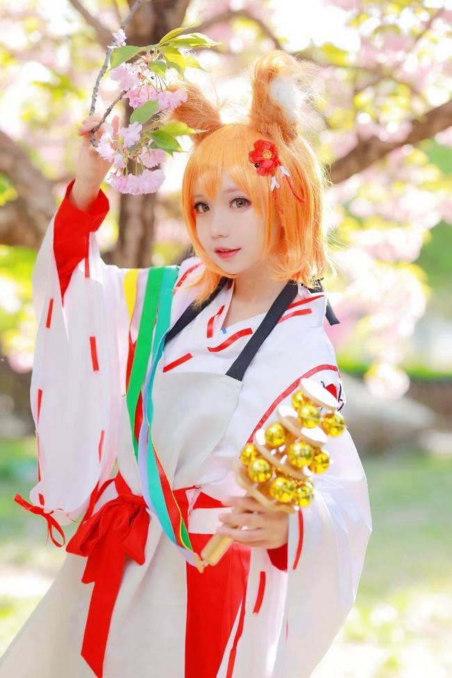 Cosplay福利/仙狐小姐cosplay Cn：花柒