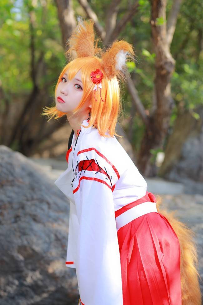 Cosplay福利/仙狐小姐cosplay Cn：花柒