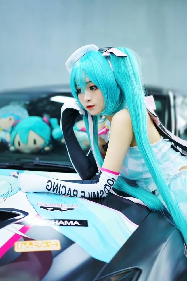 Cosplay福利/初音未来cosplay Cn：春眠的哈妹