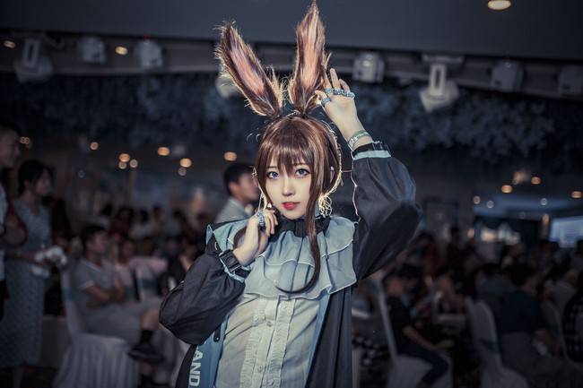 Cosplay福利/明日方舟 阿米娅cosplay Cn：是瓶子鸭
