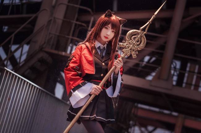 Cosplay福利/明日方舟 天火cosplay Cn：弥音音ww