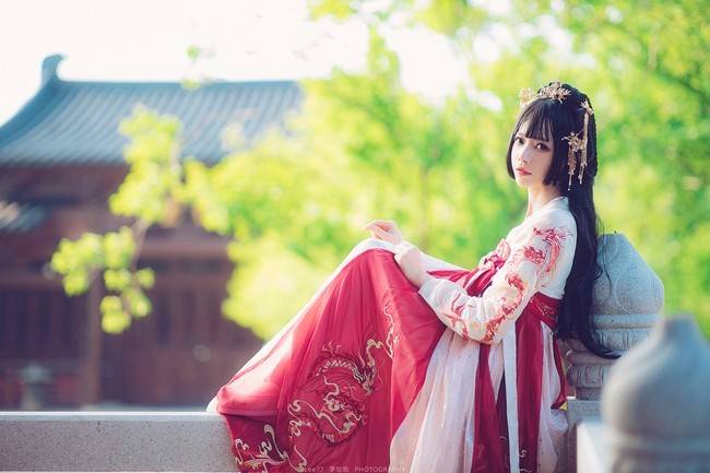 Cosplay福利/汉服 龙母 Cn：Sakura亦天