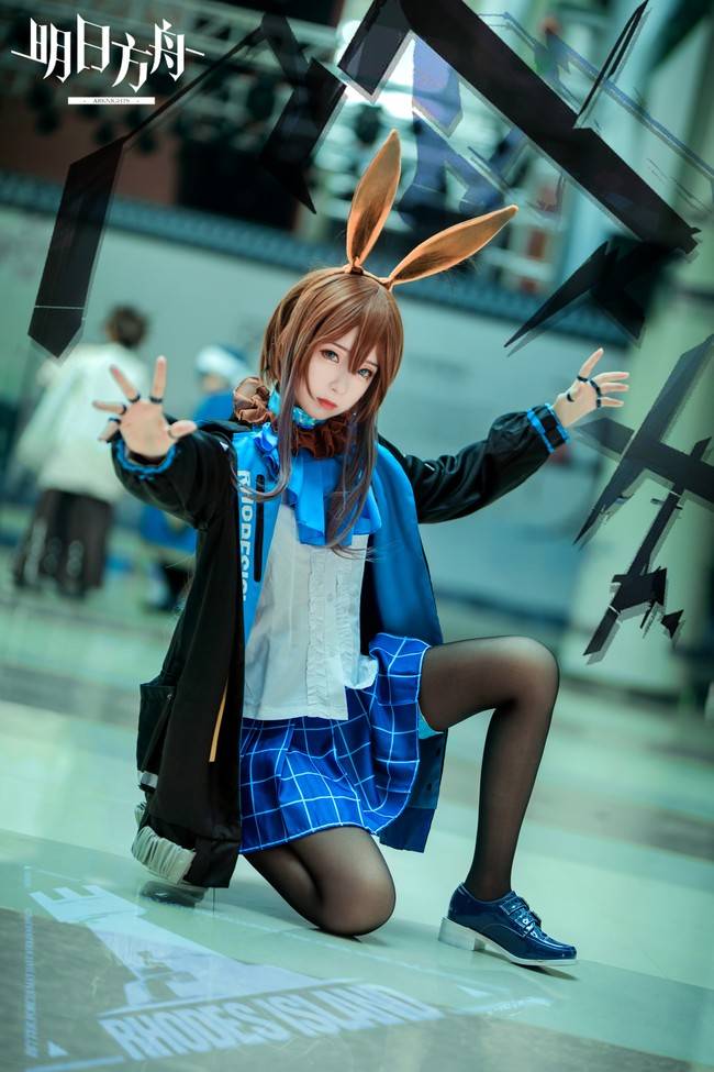 Cosplay福利/明日方舟 阿米娅cosplay Cn：白西瓜SY