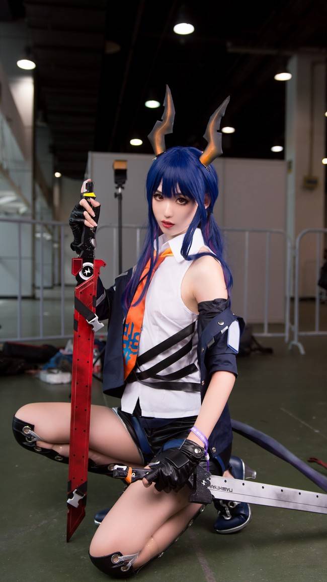 Cosplay福利/明日方舟 陈sir Cn：透