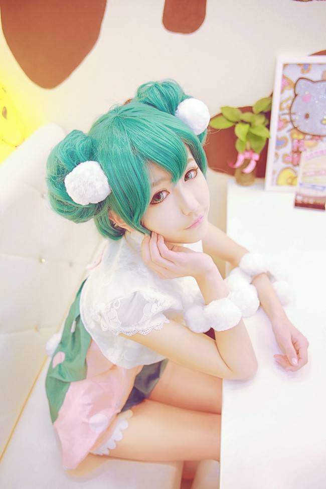 Cosplay福利/VOCALOID 角色:初音未来 Cn:小柒