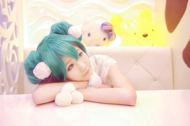 Cosplay福利/VOCALOID 角色:初音未来 Cn:小柒