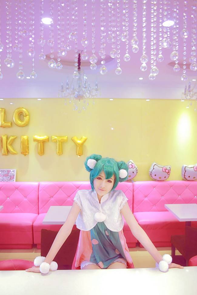 Cosplay福利/VOCALOID 角色:初音未来 Cn:小柒