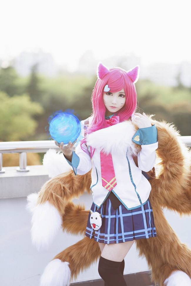 Cosplay福利/英雄联盟 角色:九尾妖狐风纪委员 Cn:兔买买