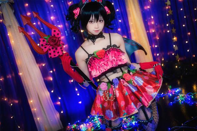 Cosplay福利/lovelive 角色:妮可 Cn:Kitaro_绮太郎