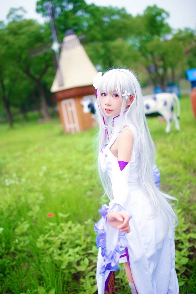 Cosplay福利/艾米莉娅 Cn:Misa贞喵