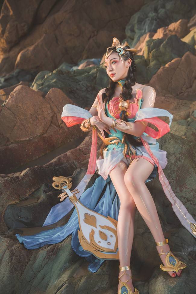 Cosplay福利/王者荣耀 角色：杨玉环 Cn：不爱吃鱼的猫猫x夭灼