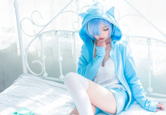 Cosplay福利/白丝过膝袜 绝对领域 雷姆