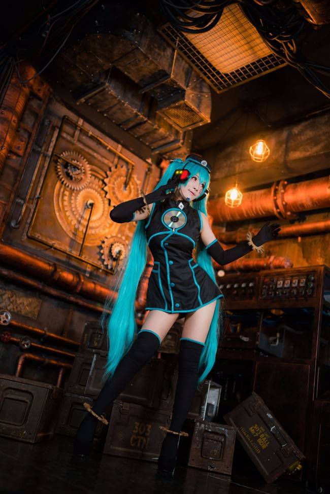 Cosplay福利/【初音ミク 】Sadistic.Music∞Factory