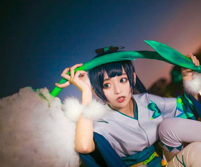 Cosplay福利/阴阳师 角色:萤草 Cn:奶文文