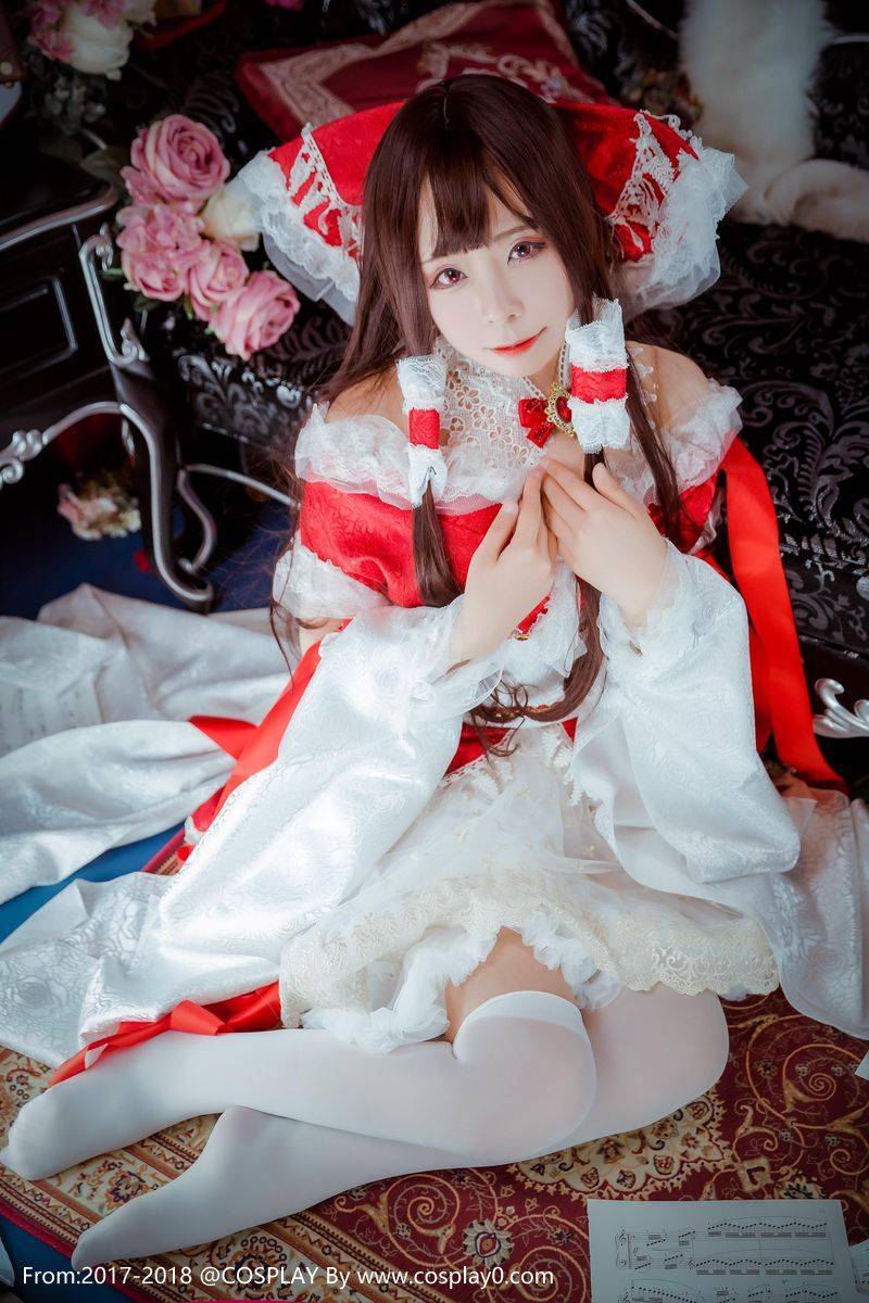 Cosplay福利/绝对领域 魔理沙博丽灵梦Cos百合姐妹花白丝福利