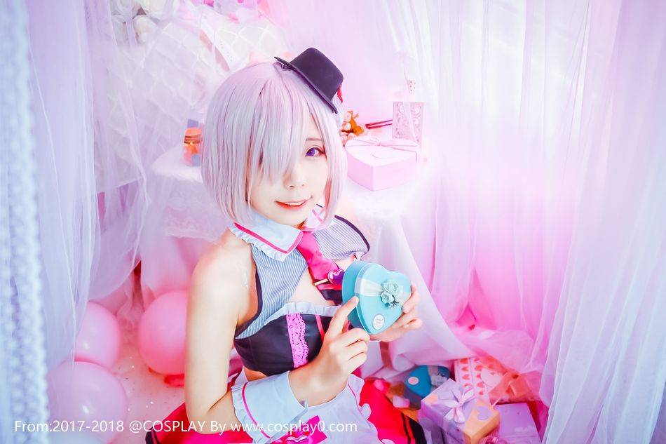 Cosplay福利/玛修·基列莱特女仆白丝Cosplay同人福利图