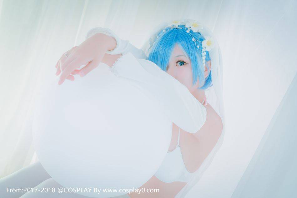 Cosplay福利/绝对领域蕾姆白丝cos