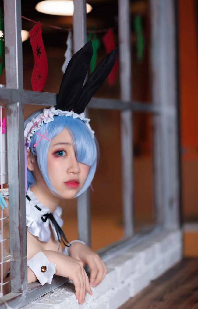 Cosplay福利/雷姆网袜福利cos Cn:小闻筒子