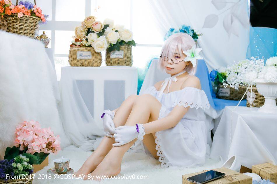 Cosplay福利/玛修·基列莱特Cosplay 眼镜娘萝莉