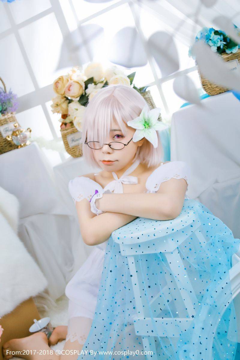 Cosplay福利/玛修·基列莱特Cosplay 眼镜娘萝莉