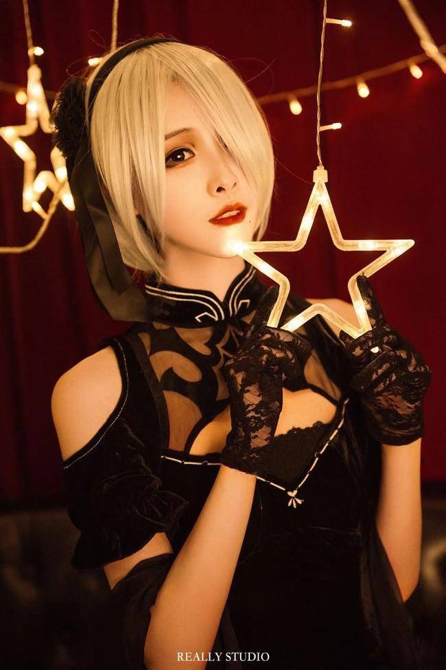 Cosplay福利/尼尔机械纪元2B小姐姐cos正片 咸鱼33