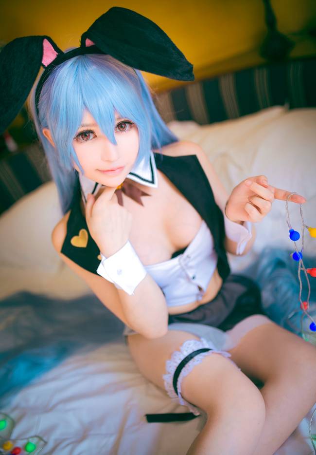 Cosplay福利/性感萌妹兔女郎miku Cn:音萝喵