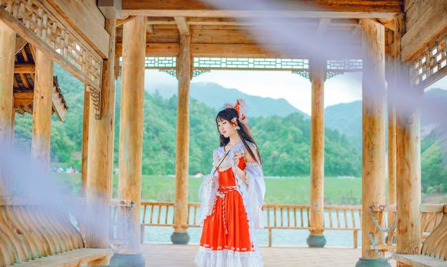 Cosplay福利/东方Project 博丽灵梦 Cn:柚杪