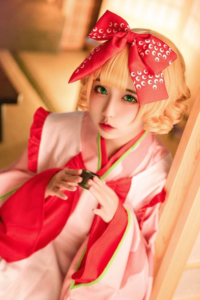 Cosplay福利/蔷薇少女 角色:雏莓 Cn:-Alicedreamer啾啾