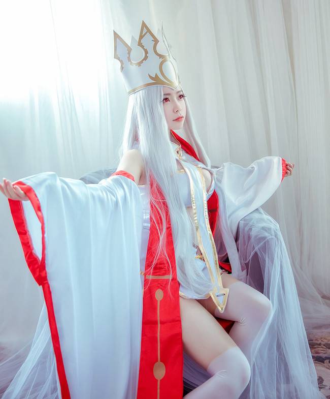 Cosplay福利/Fate/Grand Order 角色:爱丽丝菲尔·冯·爱因兹贝伦 Cn:白夜-w