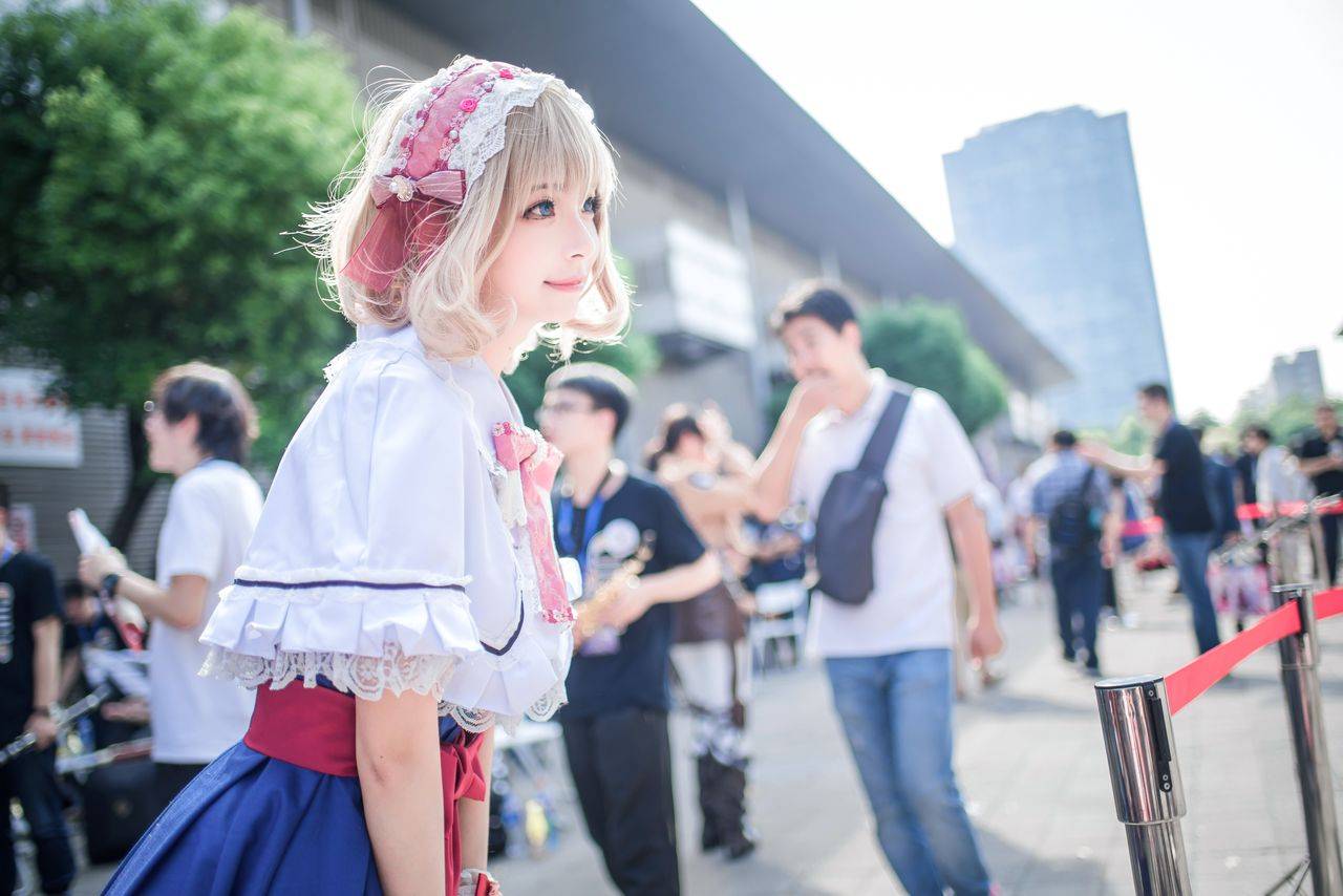 Cosplay福利/[歌罢海西流] Alice Margatroid feat 河野华