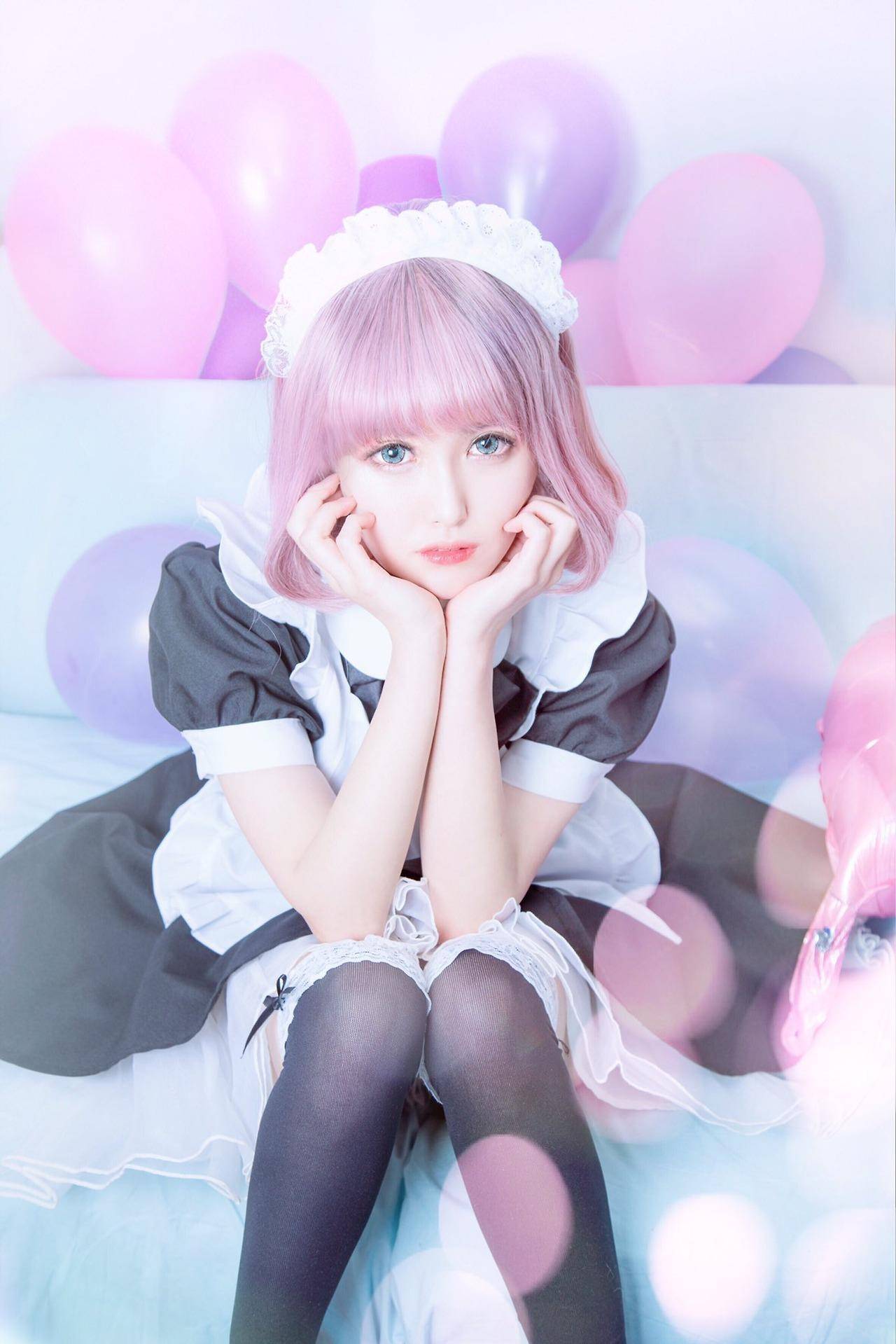 Cosplay福利/萌妹白丝过膝袜美腿 hin可爱