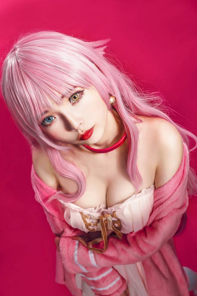 Cosplay福利/K 角色:neko Cn:薇上 超级美少女级别！！！