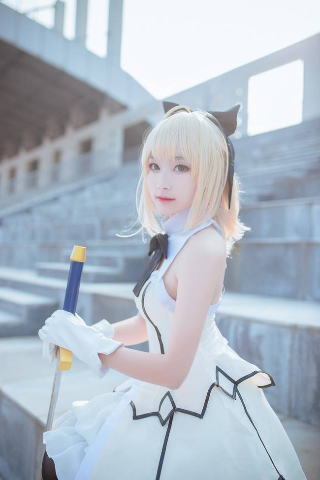 Cosplay福利/Fate/Grand Order 角色:saber lily Cn:樱初末梦
