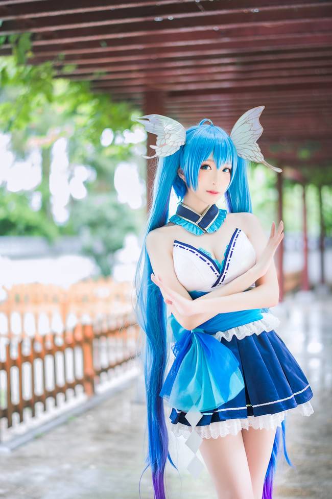 Cosplay福利/VOCALOID 角色:初音未来cosplay Cn:青青子w