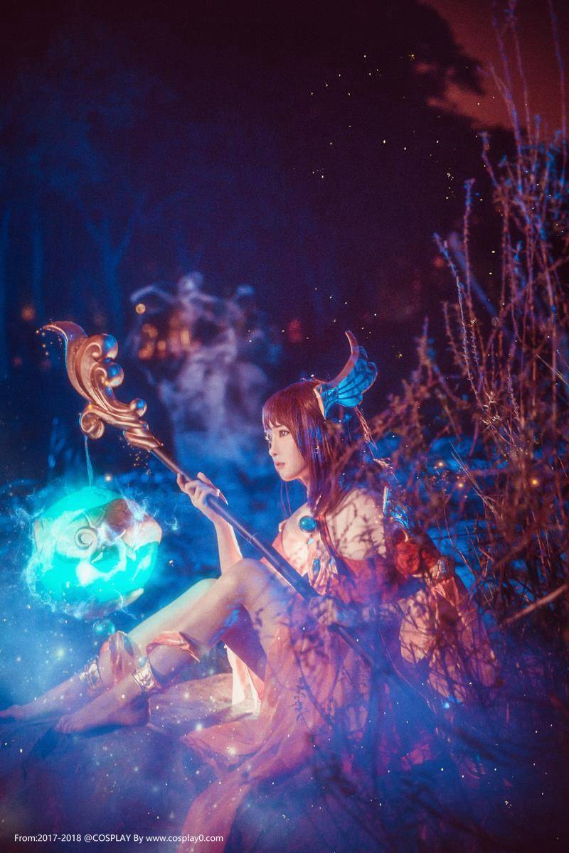 Cosplay福利/王者荣耀大乔裸足Cosplay美女足控福利写真图片