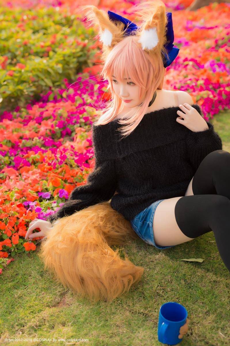 Cosplay福利/萌妹子黑丝诱惑日常玉藻前[FATE]Cosplay写真图片