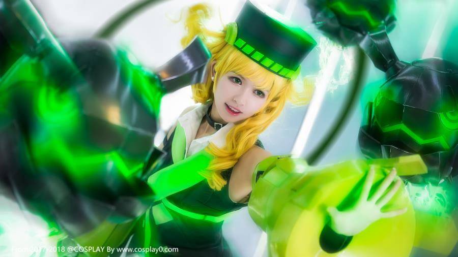 Cosplay福利/永远的7日之都鳗鱼霏儿妮维黑丝诱惑Cosplay妹子图