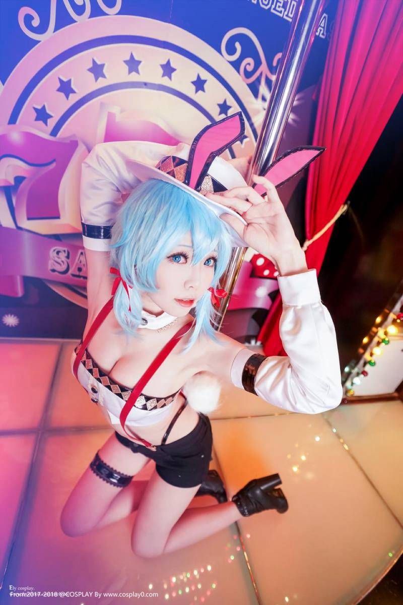Cosplay福利/刀剑神域朝田诗乃ElyEE子白丝美腿Cosplay写真本