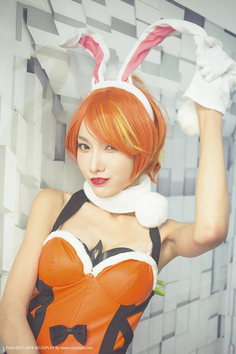 Cosplay福利/王者荣耀兔女郎花木兰Cosplay